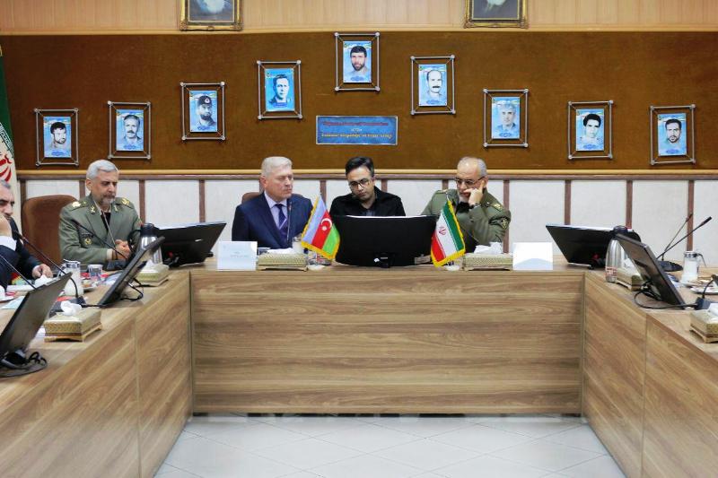 Azeri military delegation tours Iran's DAFUS University Azeri military delegation tours Iran's DAFUS University