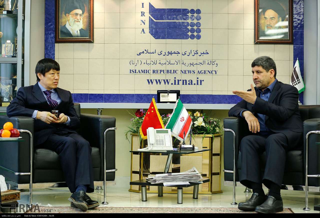 Iran unternimmt Schritte auf dem Weg zu Erfolg und Fortschritt mit Zuversicht Iran unternimmt Schritte auf dem Weg zu Erfolg und Fortschritt mit Zuversicht