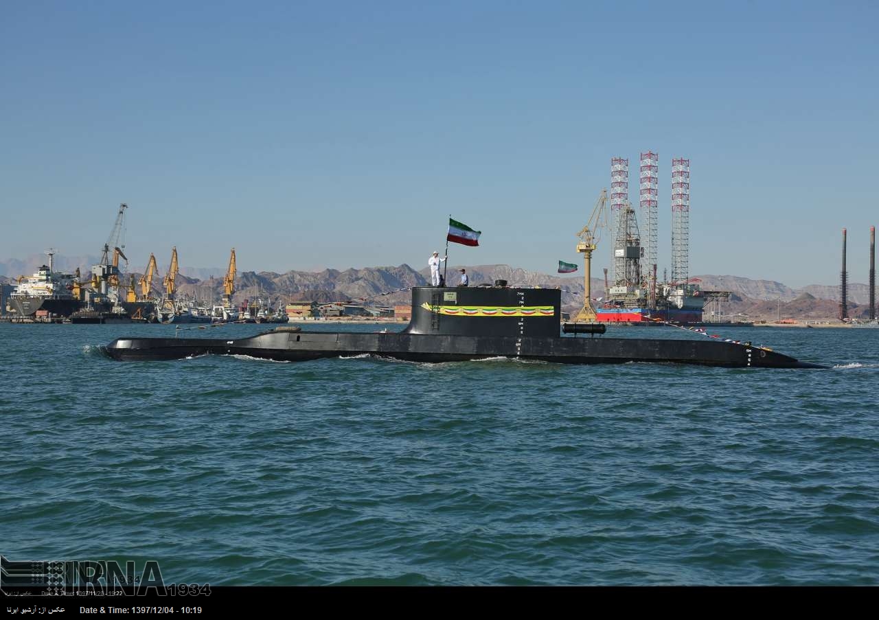Первое присутствие подводной лодки класса "Фатех" и эсминца "Саханд" в военно-морских учениях "Велаят- 97" Первое присутствие подводной лодки класса "Фатех" и эсминца "Саханд" в военно-морских учениях "Велаят- 97"