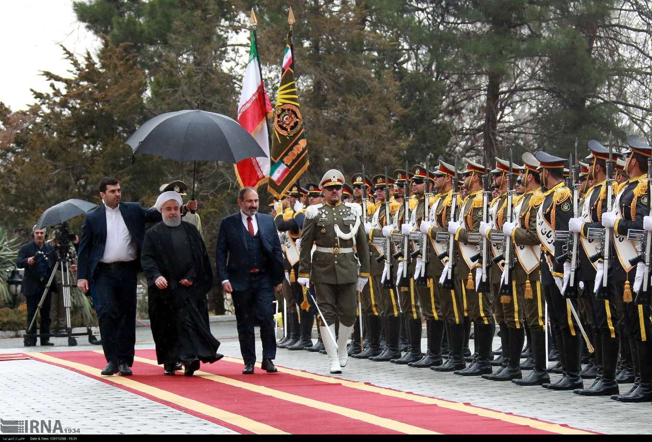 Rouhani empfängt Premierminister Armeniens in Teheran Rouhani empfängt Premierminister Armeniens in Teheran