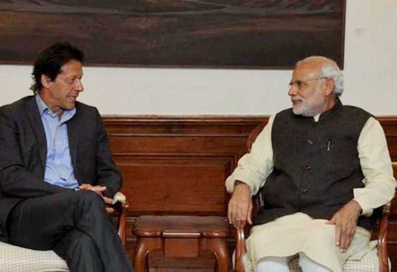 Pak PM offers olive branch to India Pak PM offers olive branch to India