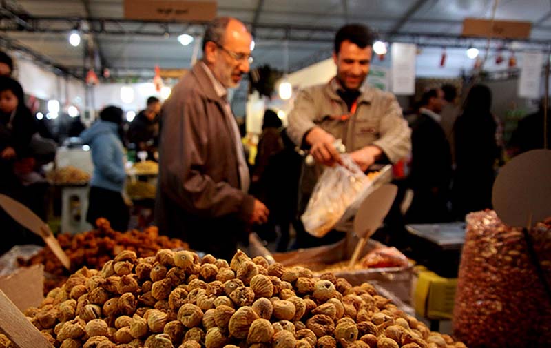 نمايشگاه عرضه مستقيم كالا در مشهد برپا شد