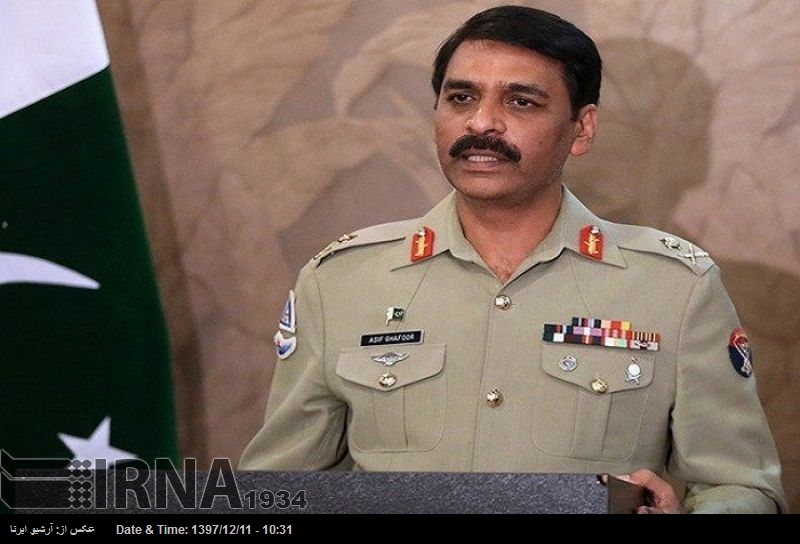 پاک بھارت کشیدگی کے خاتمے کیلئے ایرانی پیشکش کا خیرمقدم کرتے ہیں: پاکستانی فوج پاک بھارت کشیدگی کے خاتمے کیلئے ایرانی پیشکش کا خیرمقدم کرتے ہیں: پاکستانی فوج