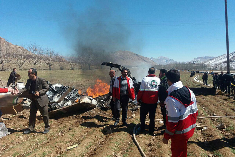 5 Tote bei Rettungshubschrauberabsturz im Iran 5 Tote bei Rettungshubschrauberabsturz im Iran