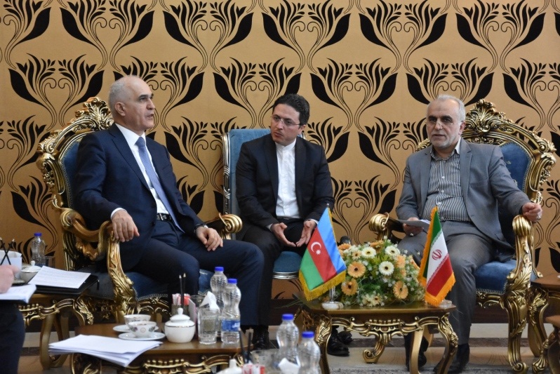 Iran und Aserbaidschan vereinbaren Zusammenarbeit im Bankensektor Iran und Aserbaidschan vereinbaren Zusammenarbeit im Bankensektor