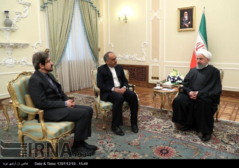Irans neuer Botschafter in Frankreich traf sich mit Rouhani Irans neuer Botschafter in Frankreich traf sich mit Rouhani