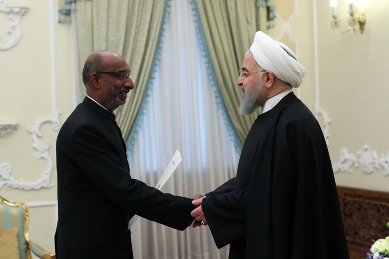 Rouhani beschreibt Chabahar-Hafen ein Symbol für wachsende Beziehungen zwischen Teheran und Neu-Delhi Rouhani beschreibt Chabahar-Hafen ein Symbol für wachsende Beziehungen zwischen Teheran und Neu-Delhi
