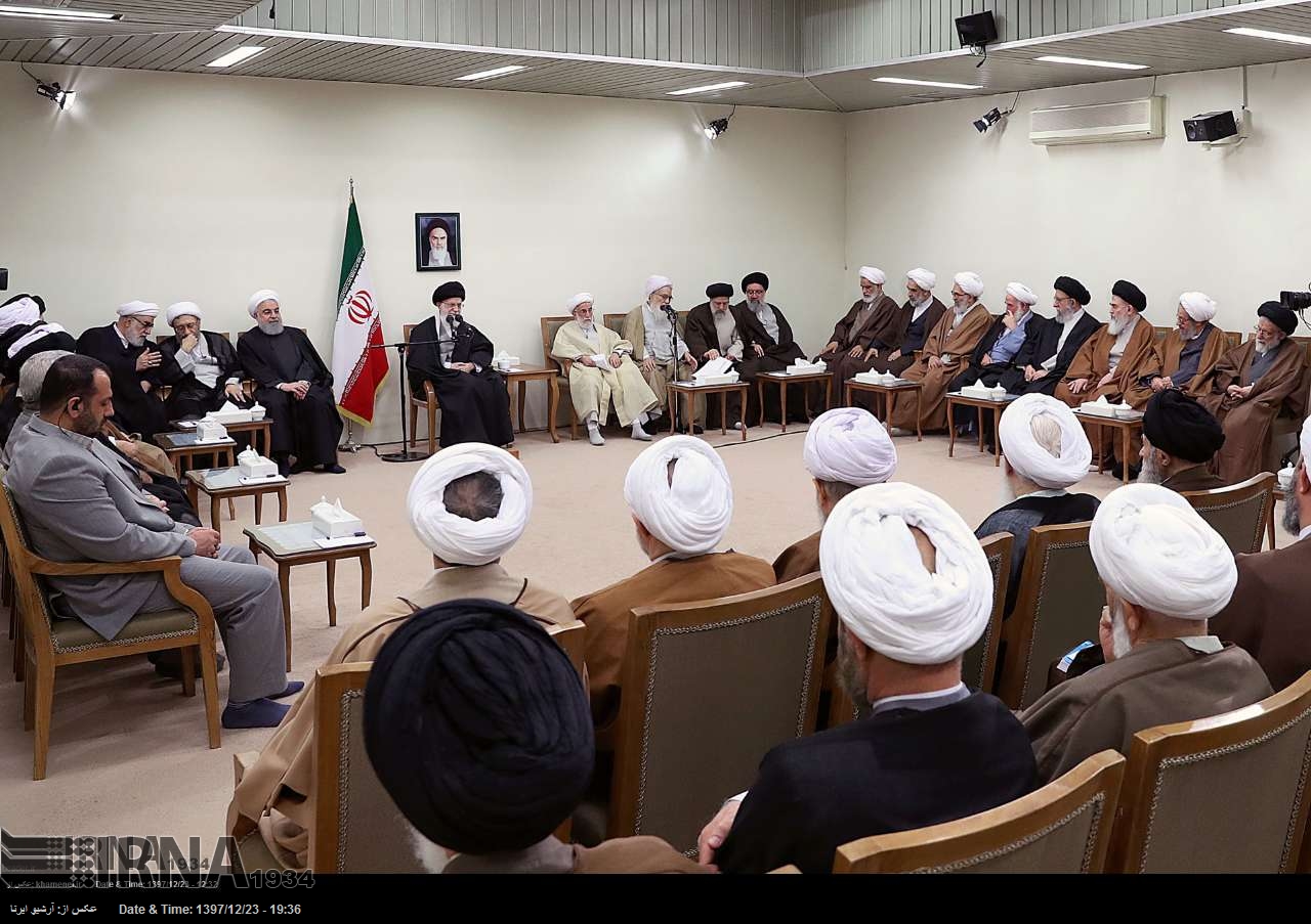 Ayetullah Hamenei: Düşmanın saldırıları karşısında tüm imkanlar ve gücümüzü toplamalıyız Ayetullah Hamenei: Düşmanın saldırıları karşısında tüm imkanlar ve gücümüzü toplamalıyız