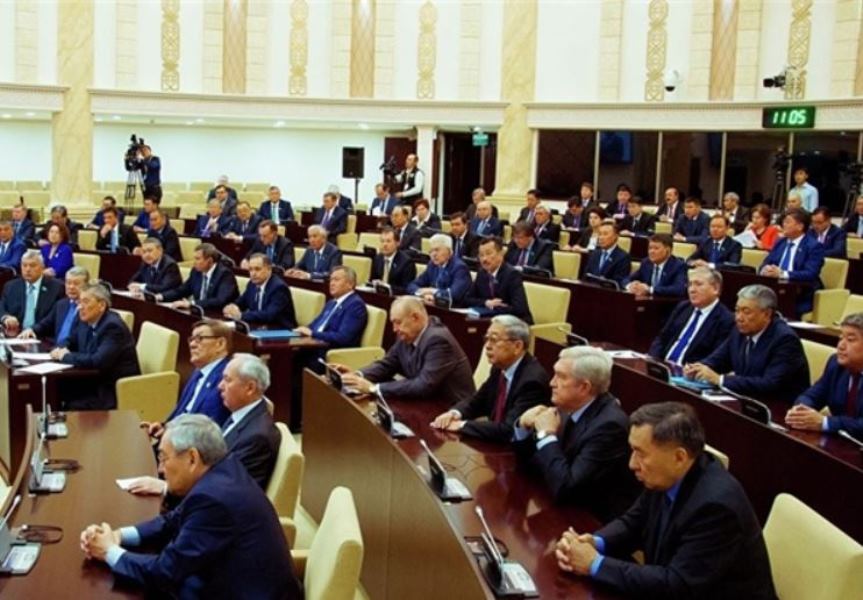 Kazakhstan approves building trade zone with Iran Kazakhstan approves building trade zone with Iran