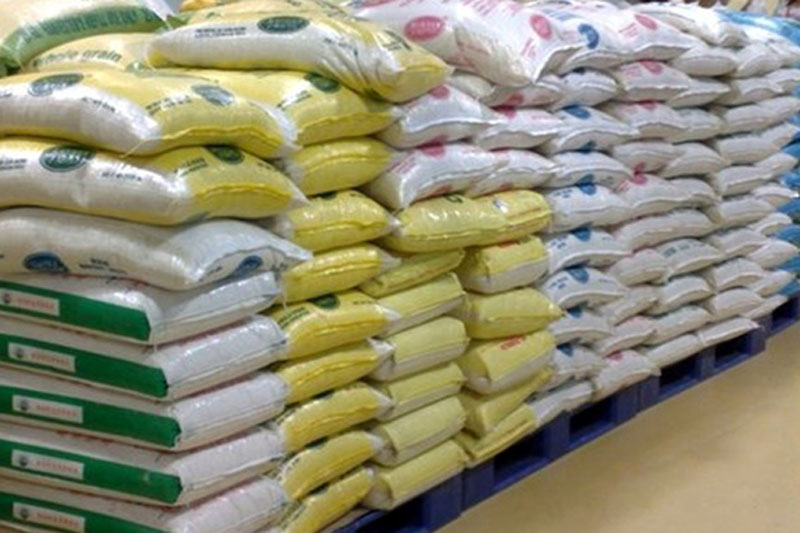 34 تن شكر و برنج يارانه اي در عجب شير توزيع مي شود