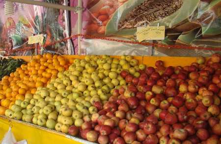 توزيع ميوه نوروزي در همدان آغاز شد