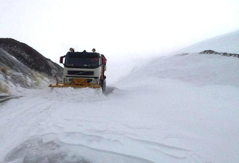 راههای كوهستانی بلده نور همچنان بسته است