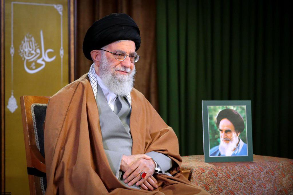 Ayatollah Khamenei drängt auf „Produktionssteigerung“ im neuen iranischen Jahr Ayatollah Khamenei drängt auf „Produktionssteigerung“ im neuen iranischen Jahr