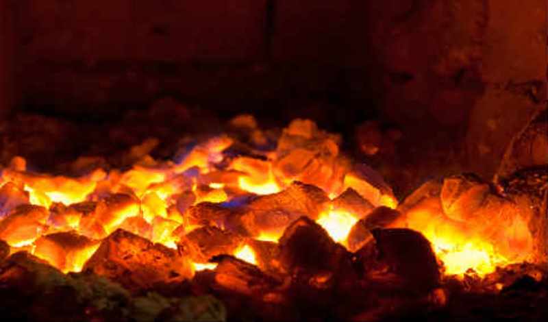 70 كوره زغال قاچاقچيان چوب در فارس نابود شد
