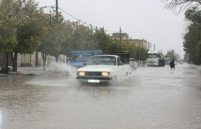 بارش شديد باران در سميرم خسارت چنداني نداشت