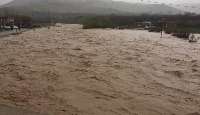 سیلاب در رودخانه های فصلی بخش مركزی مهریز جاری شد