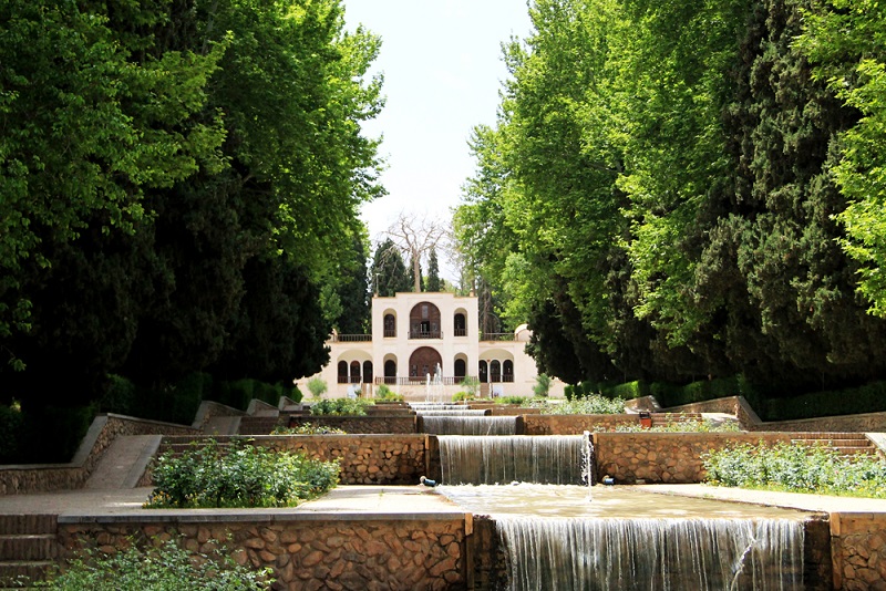 Shahzadeh-Garten - Ein Schatz im Herzen der Wüste Shahzadeh-Garten - Ein Schatz im Herzen der Wüste