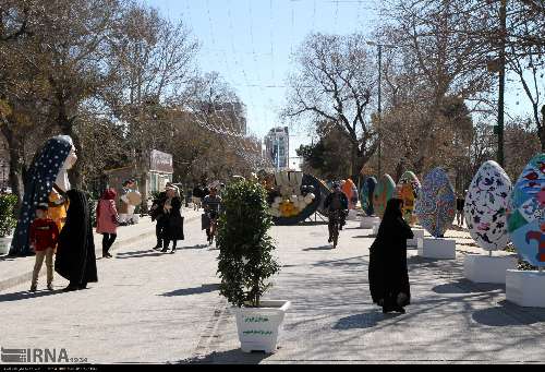 ۷۰ نماد هنری برای معابر شهر قزوین جانمایی شد