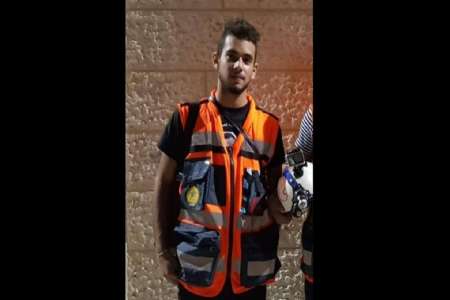 امدادگر فلسطینی به ضرب گلوله نظامیان رژیم صهیونیستی شهید شد امدادگر فلسطینی به ضرب گلوله نظامیان رژیم صهیونیستی شهید شد