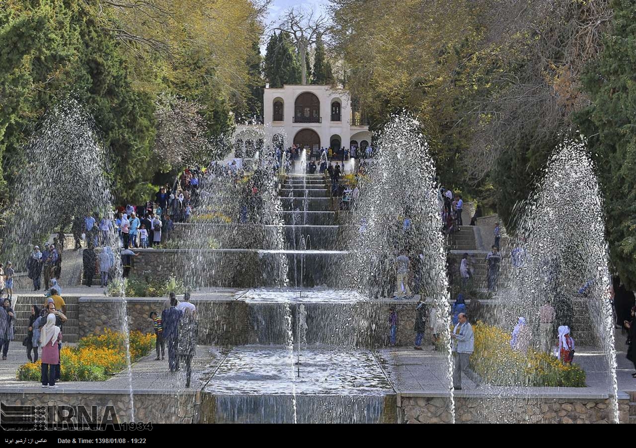 Shahzadeh-Garten - Ein Schatz im Herzen der Wüste Shahzadeh-Garten - Ein Schatz im Herzen der Wüste