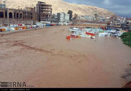 سيل به زيرساخت هاي غرب كرمانشاه خسارت هاي زيادي وارد كرد