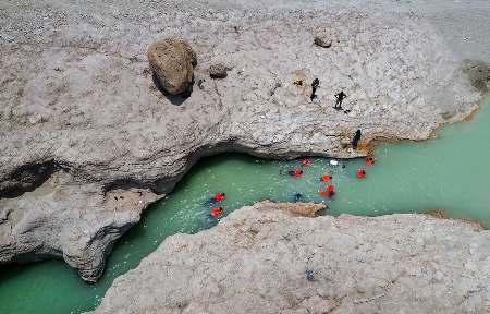 پارسيان شهرستان چشمه ها پذيراي مهمانان نوروزي