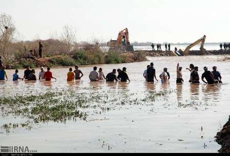 بحران در سدهای دز و كرخه همچنان ادامه دارد