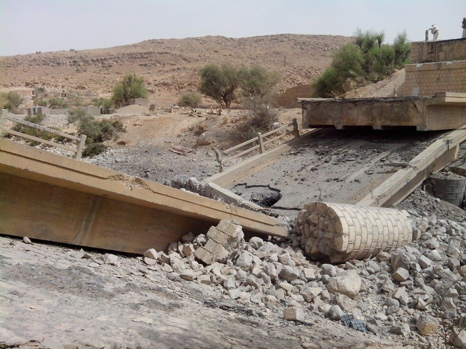Saudi coalition destroys 5,000 km of roads in Yemen Saudi coalition destroys 5,000 km of roads in Yemen