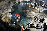 1200 گردشگر خارجی از غار آبی «سهولان» دیدن كردند