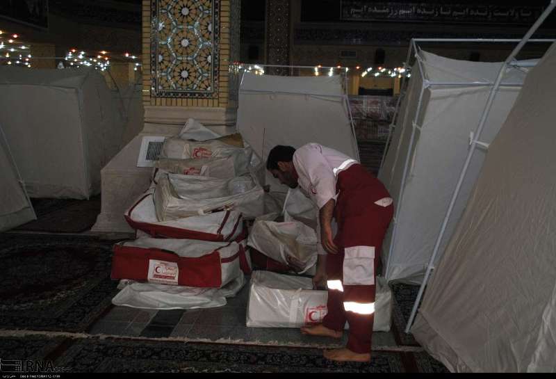 دستگاههاي اجرايي خوزستان به ياري سيلزدگان شتافتند دستگاههاي اجرايي خوزستان به ياري سيلزدگان شتافتند
