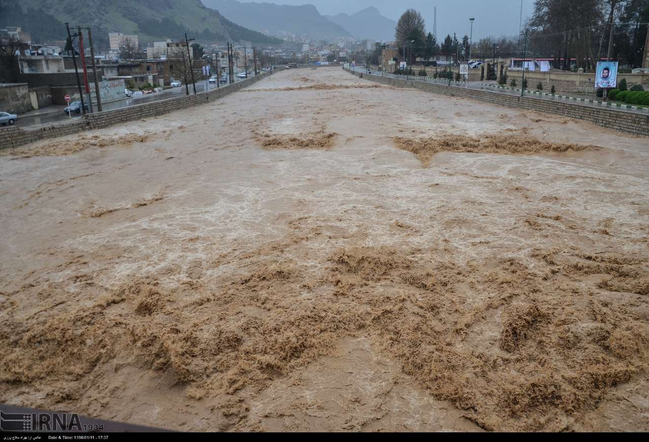 132 ميلي متر بارش باران در سه روز براي لرستان ثبت شد 132 ميلي متر بارش باران در سه روز براي لرستان ثبت شد
