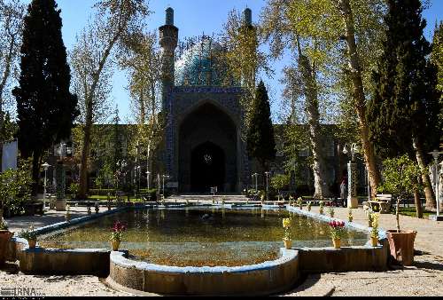 عبور مترو اصفهان از زیر چهارباغ آسیبی برای آثار تاریخی نداشته است