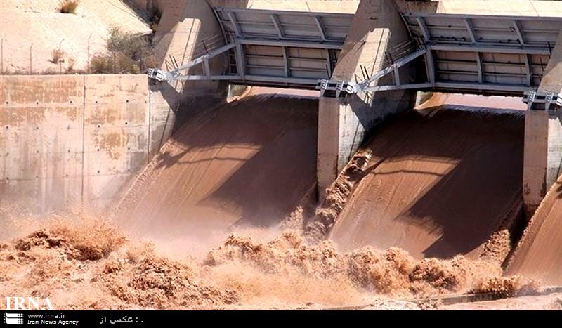 كرمان موفق در عبور از بحران سیل