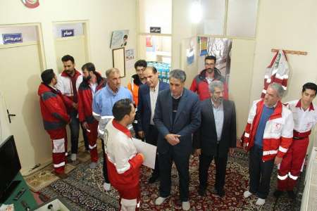 140 نيروي امدادي به مسافران نوروزي در تكاب خدمت رساني كردند