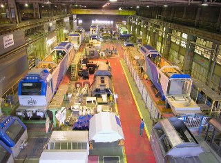 Bau von 533 Wagen beginnt in der größten Automobilfabrik im Iran Bau von 533 Wagen beginnt in der größten Automobilfabrik im Iran