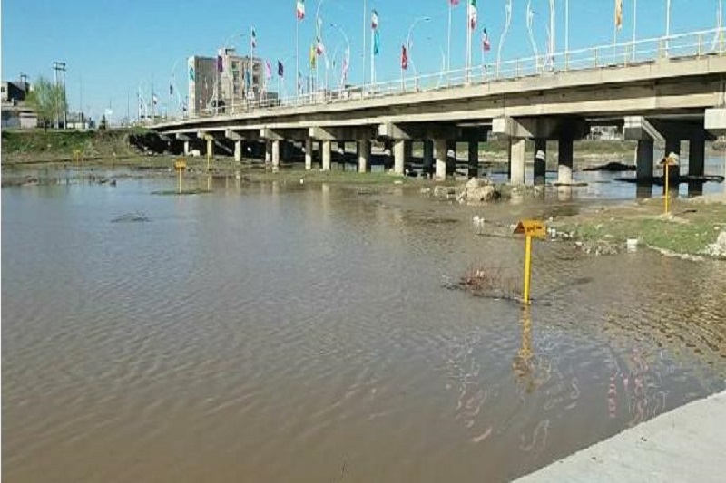 آب پس از 20 سال در رودخانه ليلان چاي مياندوآب جاري شد