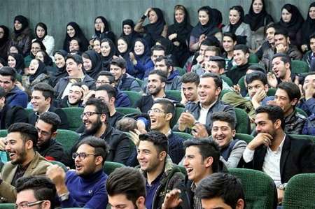 قوانین محدود كننده فعالیت دانشجویان بازنگری شود قوانین محدود كننده فعالیت دانشجویان بازنگری شود