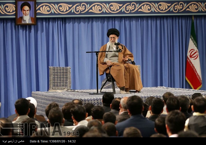 Ayatolá Jamenei: Las desesperadas conspiraciones de EEUU contra el CGRI no conducirán a ninguna parte Ayatolá Jamenei: Las desesperadas conspiraciones de EEUU contra el CGRI no conducirán a ninguna parte