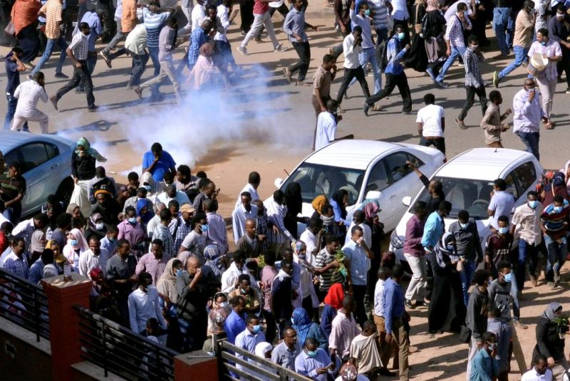 21 نفر در جریان درگیریهای خارطوم كشته شدند 21 نفر در جریان درگیریهای خارطوم كشته شدند