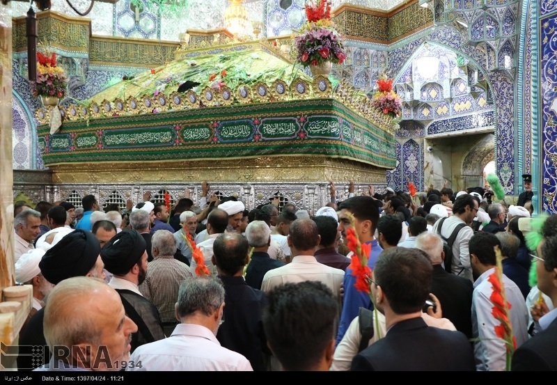 قم در سالروز ميلاد علمدار كربلا غرق در نور است قم در سالروز ميلاد علمدار كربلا غرق در نور است