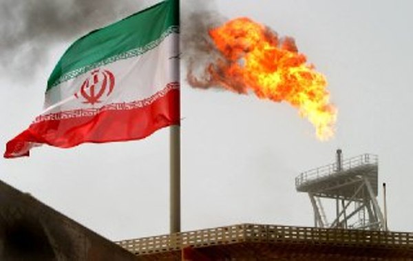 Japan wird von seinem Recht, iranisches Öl zu kaufen, nicht nachlassen Japan wird von seinem Recht, iranisches Öl zu kaufen, nicht nachlassen