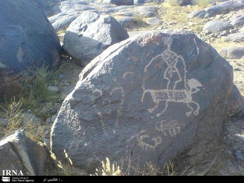 سنگ نگاره های كمرمقبولا در فهرست آثار ملی ثبت شد