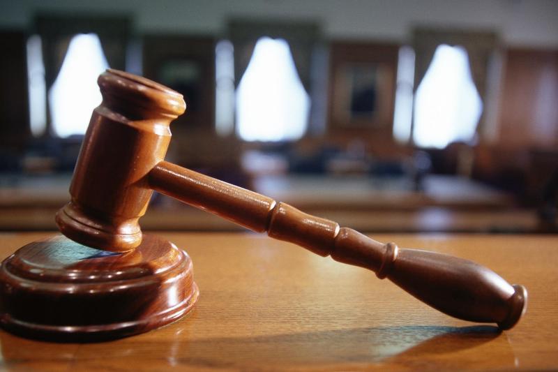 10 سال حبس یك وكیل دادگستری تایید شد 10 سال حبس یك وكیل دادگستری تایید شد