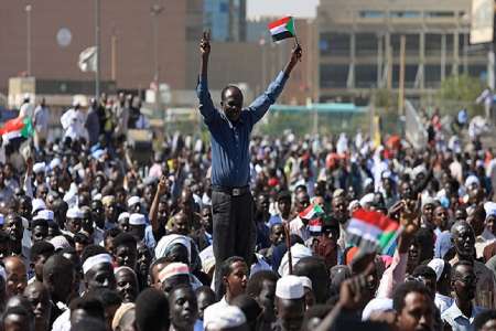 نظاميان سودان از جامعه بين الملل درخواست حمايت كردند نظاميان سودان از جامعه بين الملل درخواست حمايت كردند