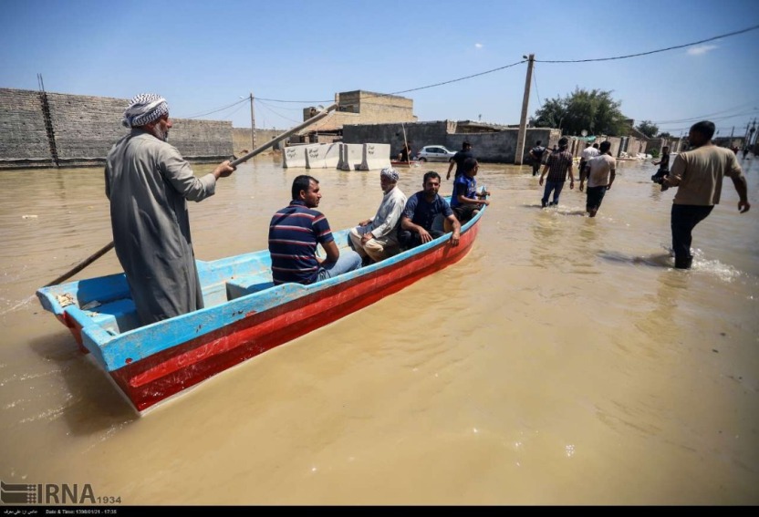 شرايط سيل‌زدگاني كه در كمپ‌ها نيستند نامناسب است