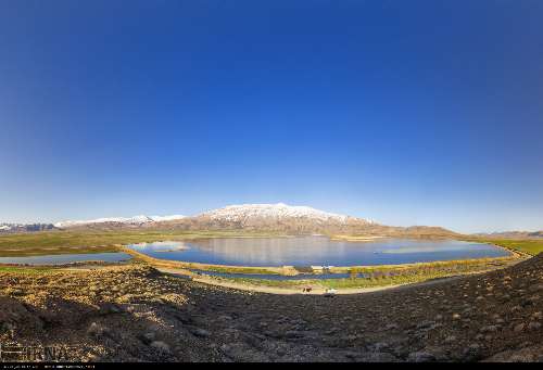 ۱۰۰ نفر از کارگران کوهنورد کشور به قله کلار شهرستان بروجن صعود کردند