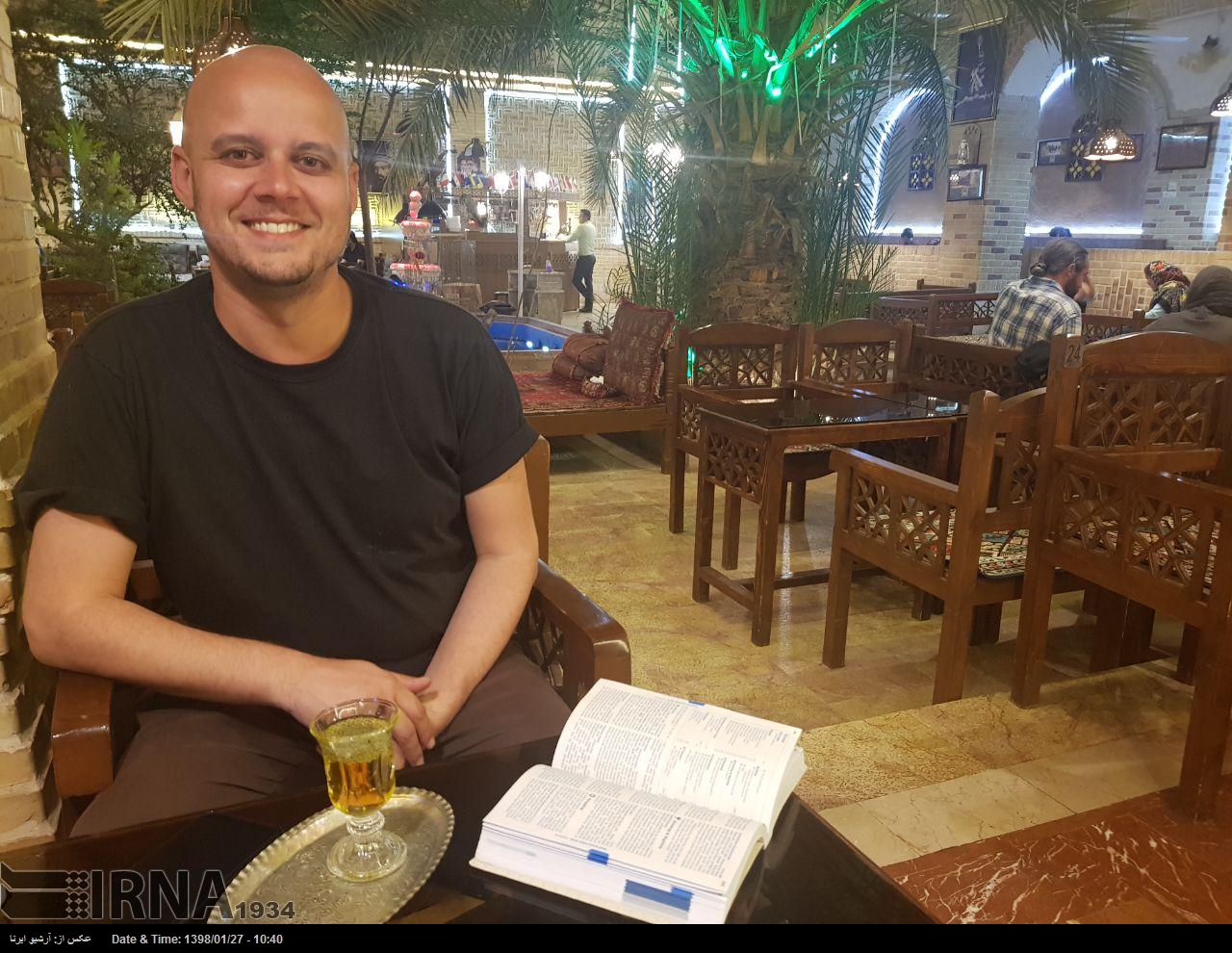 Turista brasileño se queda fascinado con Irán Turista brasileño se queda fascinado con Irán