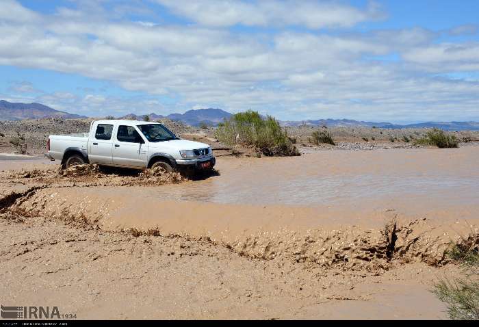 سیلاب راه ارتباطی ۴۳ روستای لرستان را تخریب کرد