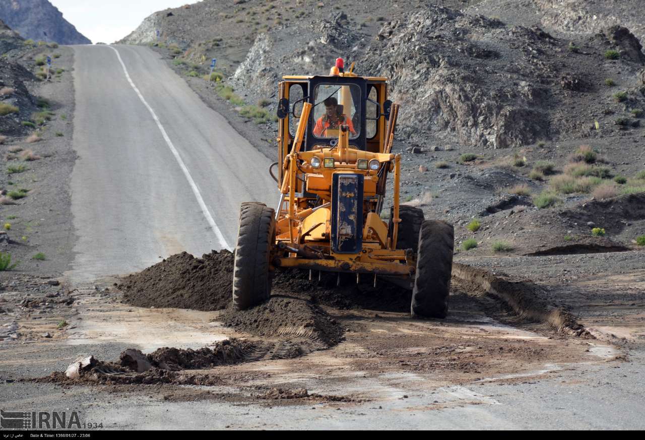 راه ارتباطی روستاهای سیلابی لرستان بازگشایی شد