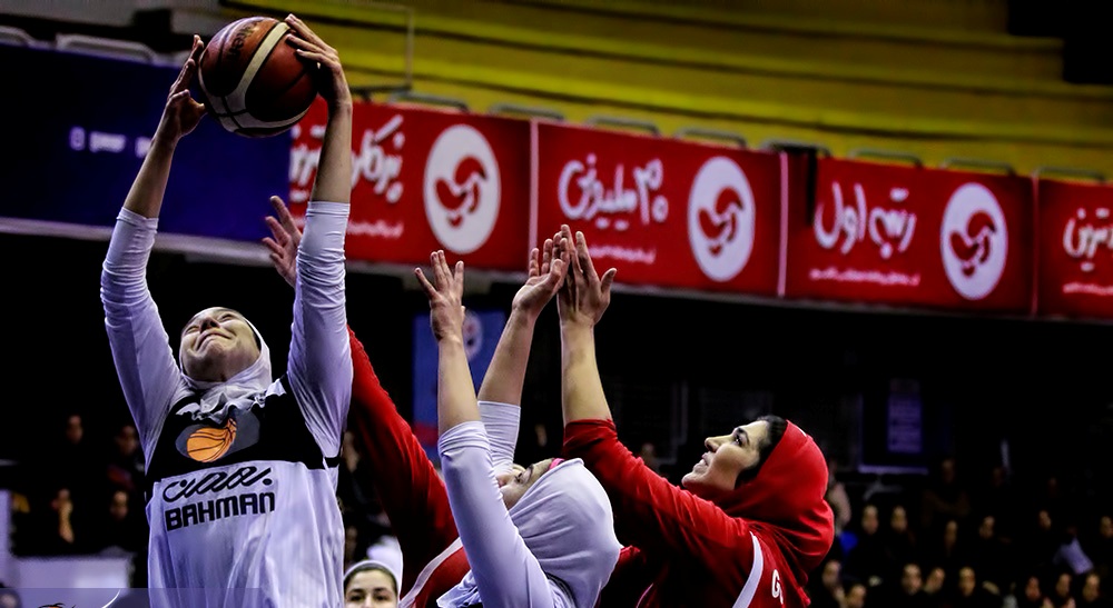 Iranische Basketballmannschaft der Frauen gewinnt in Westasien Iranische Basketballmannschaft der Frauen gewinnt in Westasien
